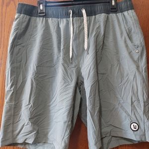 Vuori Athletic Lined Men's Kore 9" Inseam Shorts